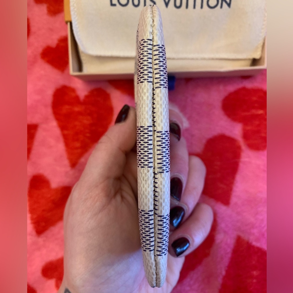 Louis Vuitton Key Pouch - Picture 6 of 14
